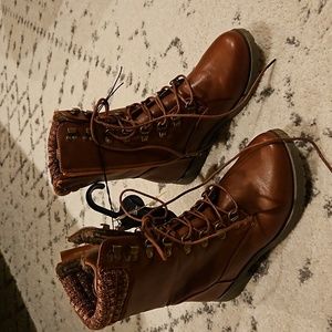 Brown Insulated Combat Boots